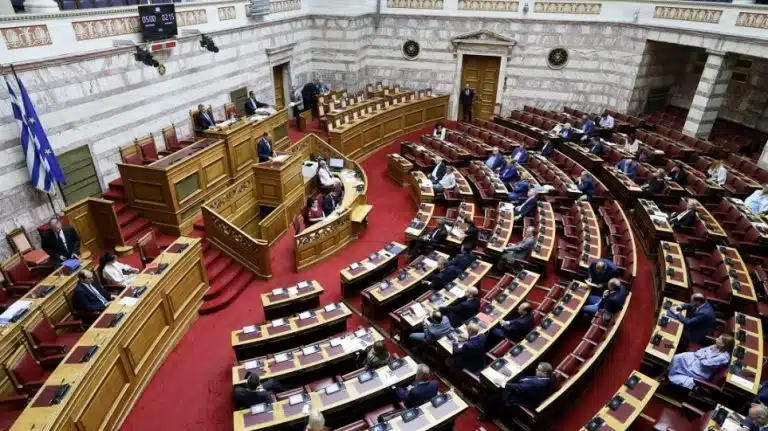 Διαμαρτυρία αίτημα προς Πρωθυπουργό και Υπουργούς για μαύρα ιδιαίτερα και παράνομα οικοδιδασκαλεία